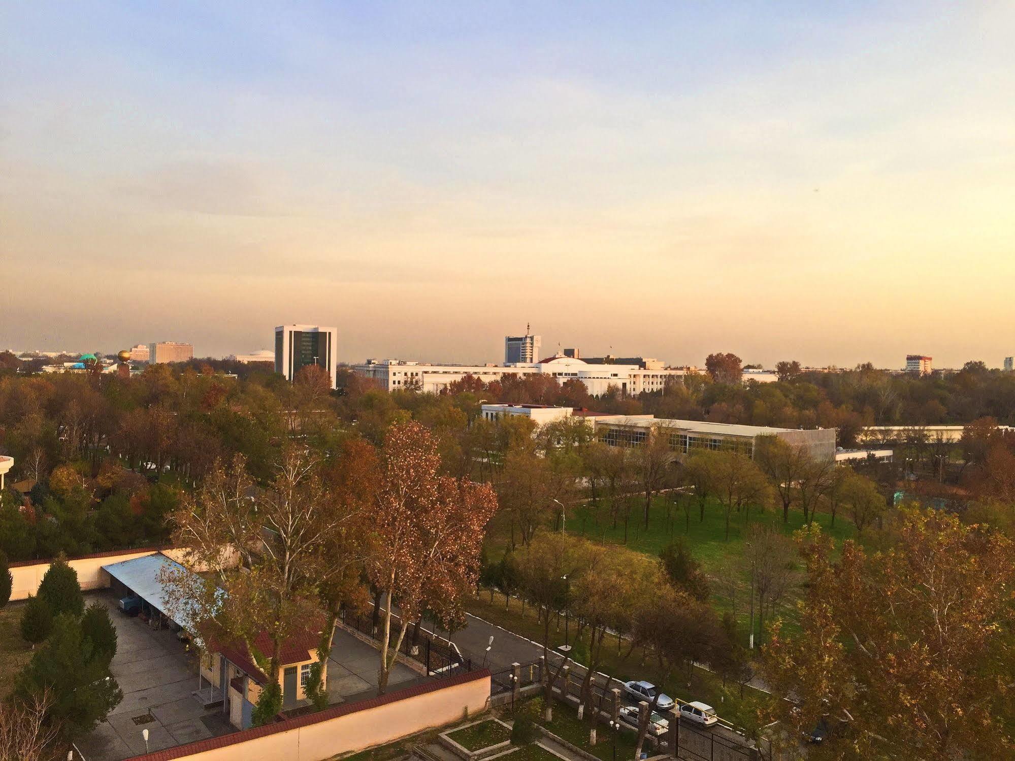 Shodlik Palace Tashkent Bagian luar foto