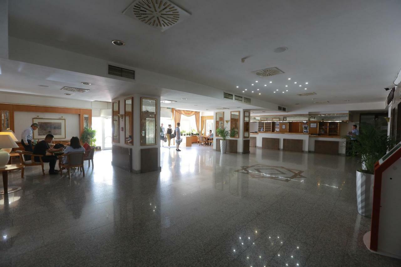 Shodlik Palace Tashkent Bagian luar foto