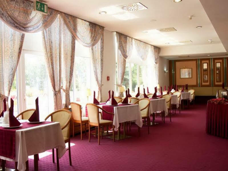 Shodlik Palace Tashkent Bagian luar foto